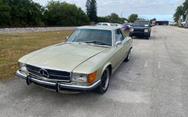 Mercedes-Benz-SL-Class-Coupe-1980-4