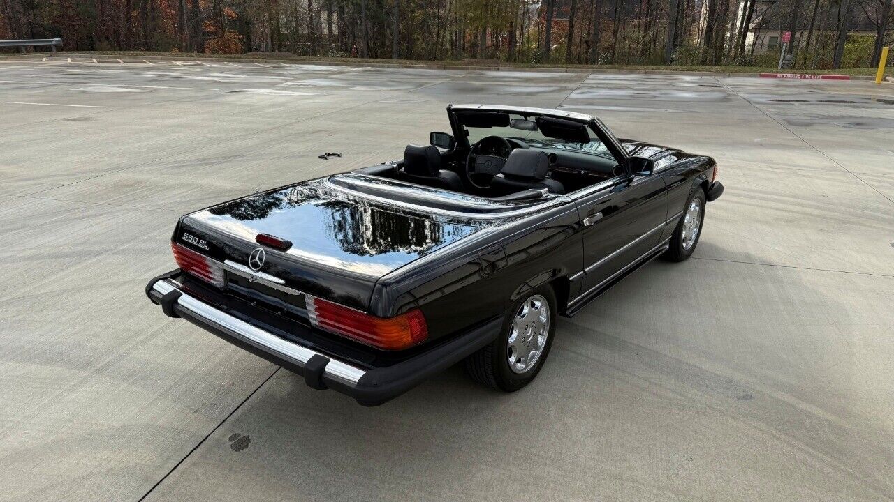 Mercedes-Benz-SL-Class-Coupe-1989-5