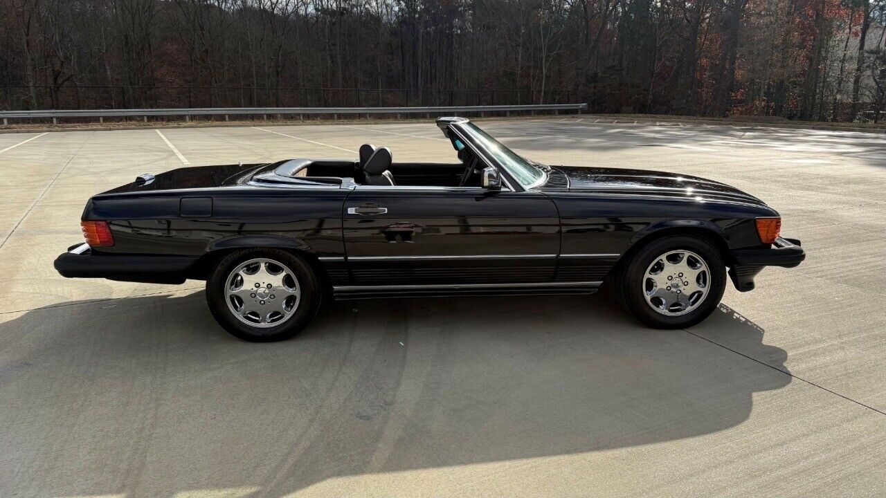 Mercedes-Benz-SL-Class-Coupe-1989-6