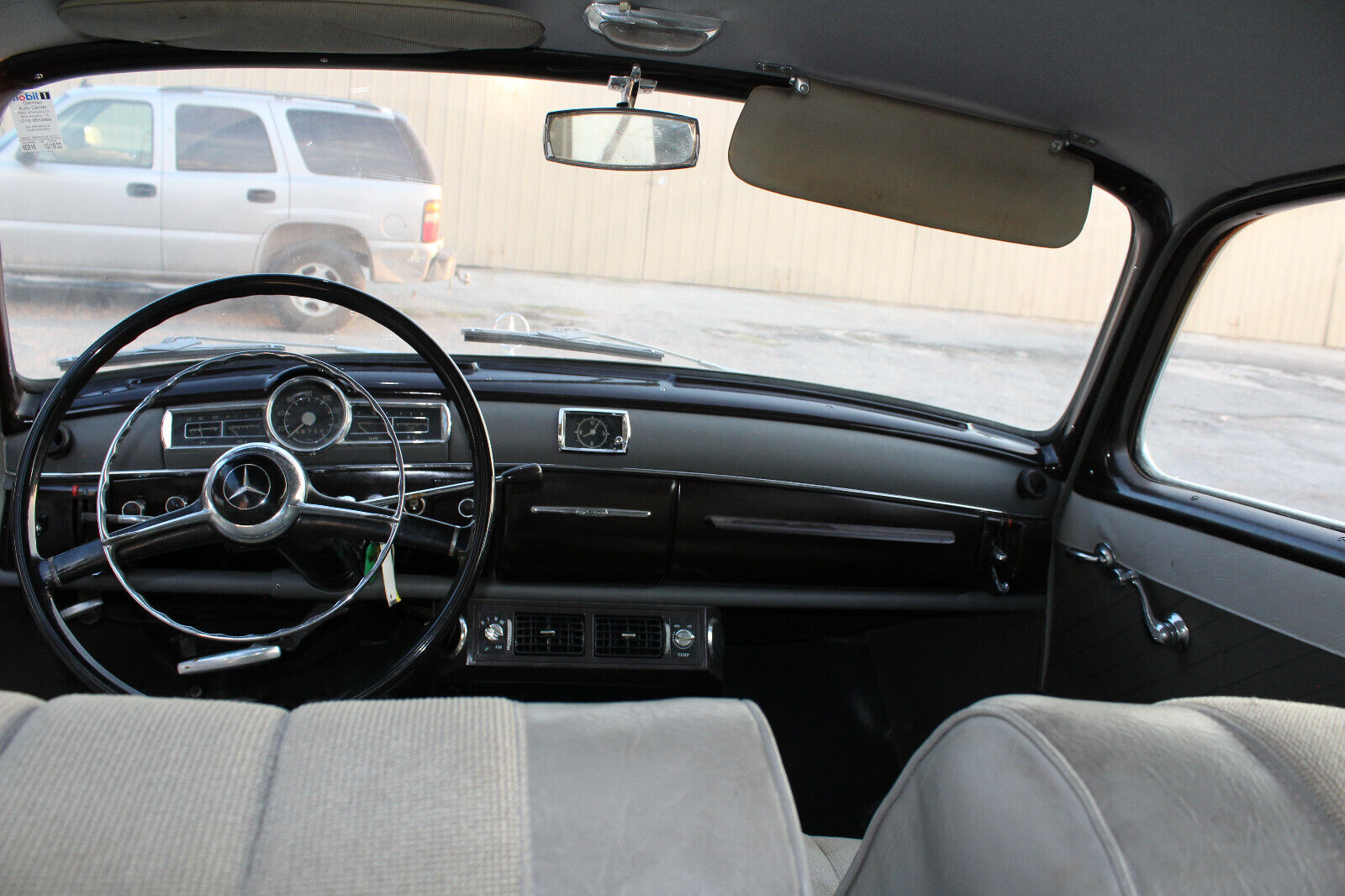 Mercedes-Benz-W120-Berline-1956-1