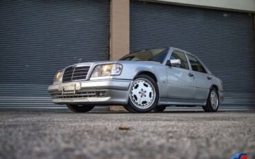 Mercedes-Benz-W124-1995-1