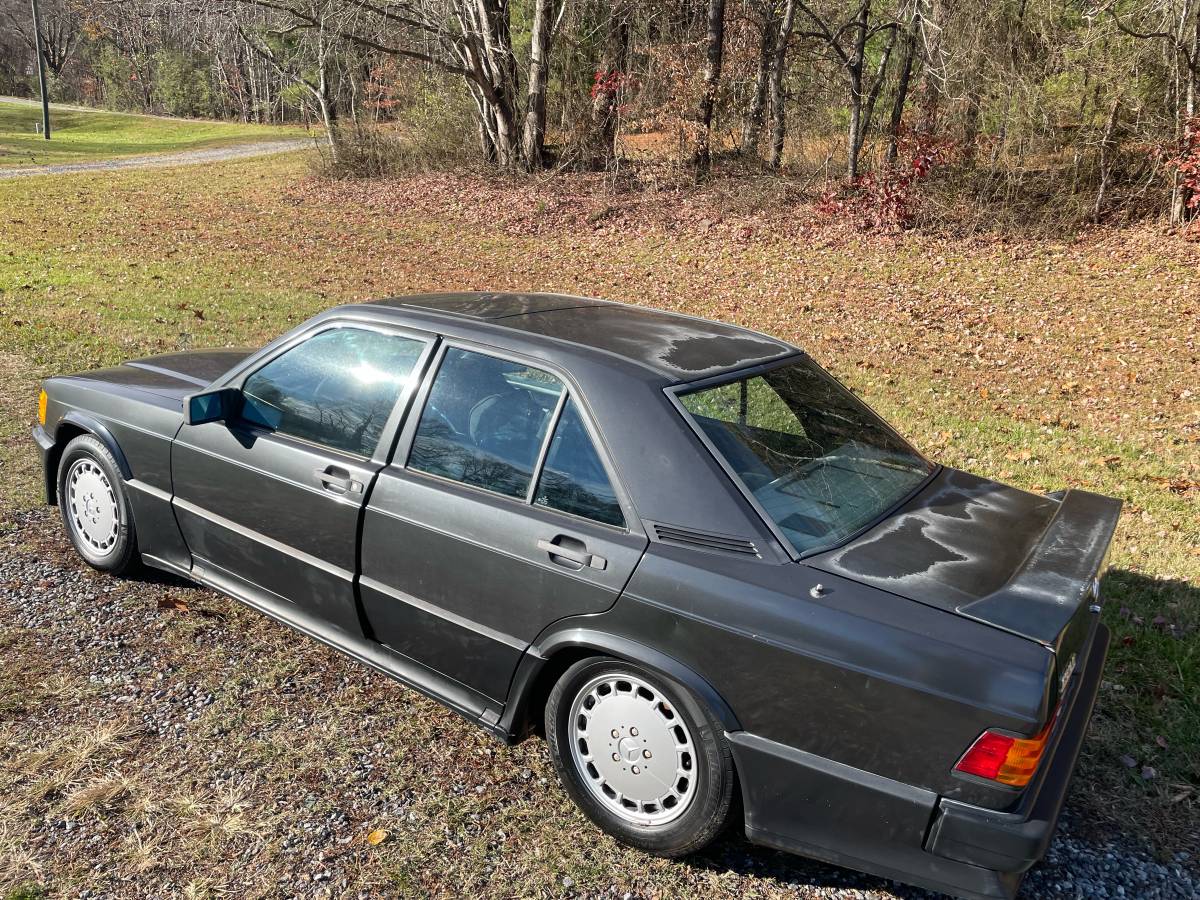 Mercedes-benz-190e-2.3-16-1986-23