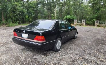 Mercedes-benz-300se-1993-13