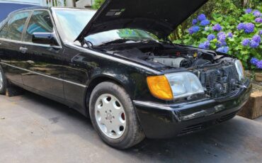 Mercedes-benz-300se-1993-18