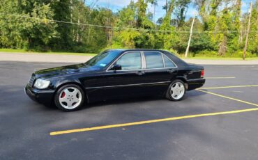 Mercedes-benz-300se-1993-4