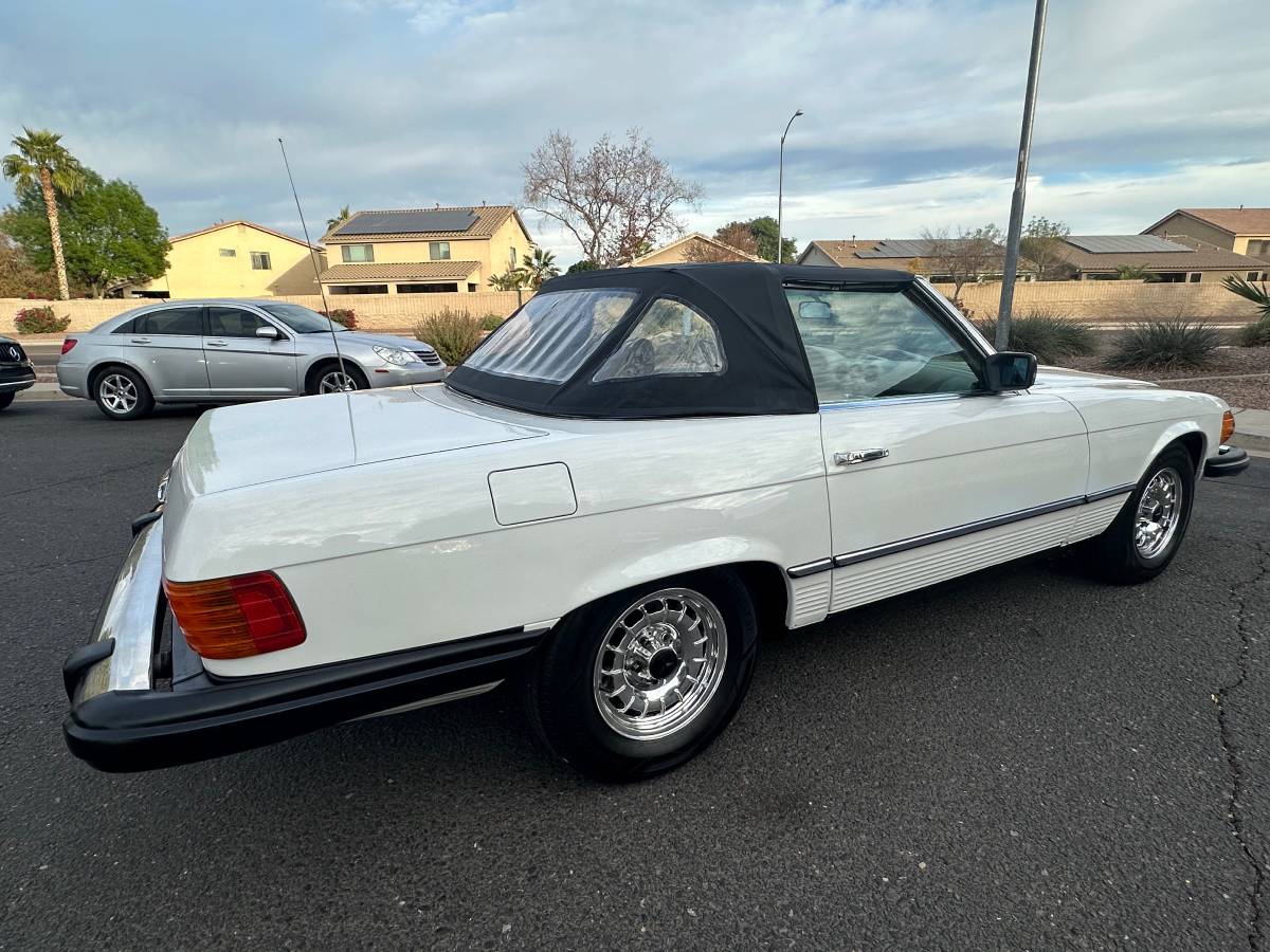 Mercedes-benz-450-sl-1977-1