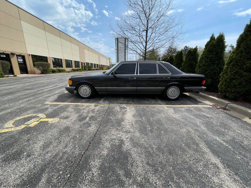 Mercedes-benz-560sel-1990-4