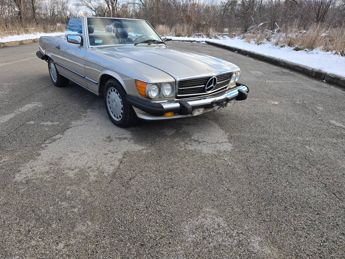 Mercedes-benz-560sl-1986