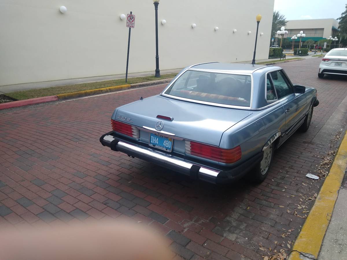 Mercedes-benz-560sl-1988-2