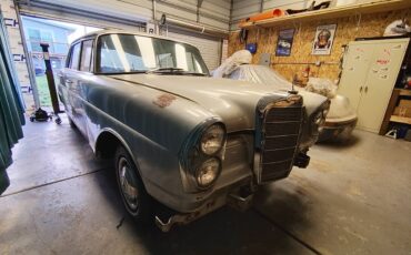 Mercedes-benz-Benz-220sb-1960-4