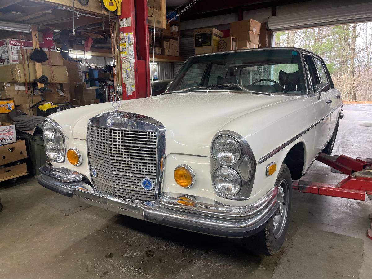 Mercedes-benz-Benz-280sel-4.5-1972-3