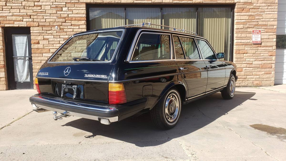 Mercedes-benz-Benz-300-diesel-1984