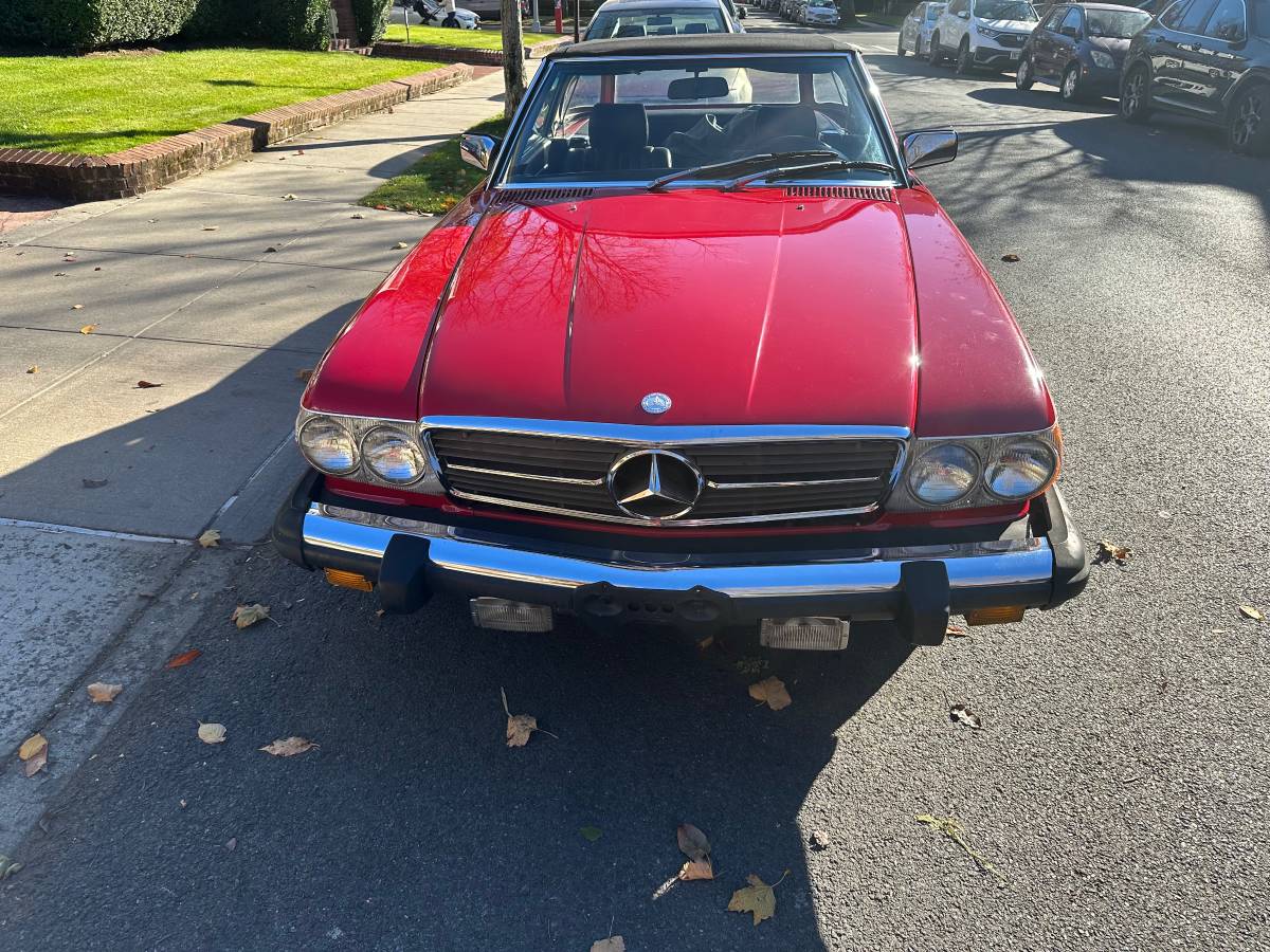 Mercedes-benz-Benz-380sl-1981-4