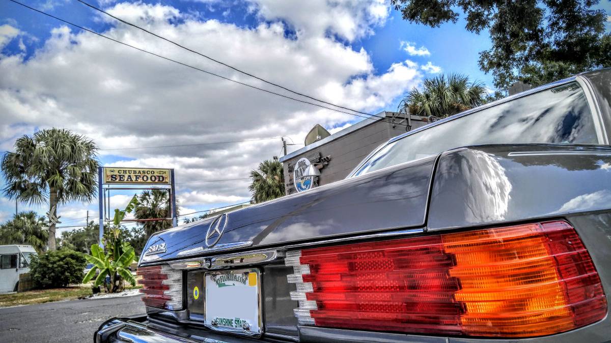 Mercedes-benz-Benz-380sl-1985-3