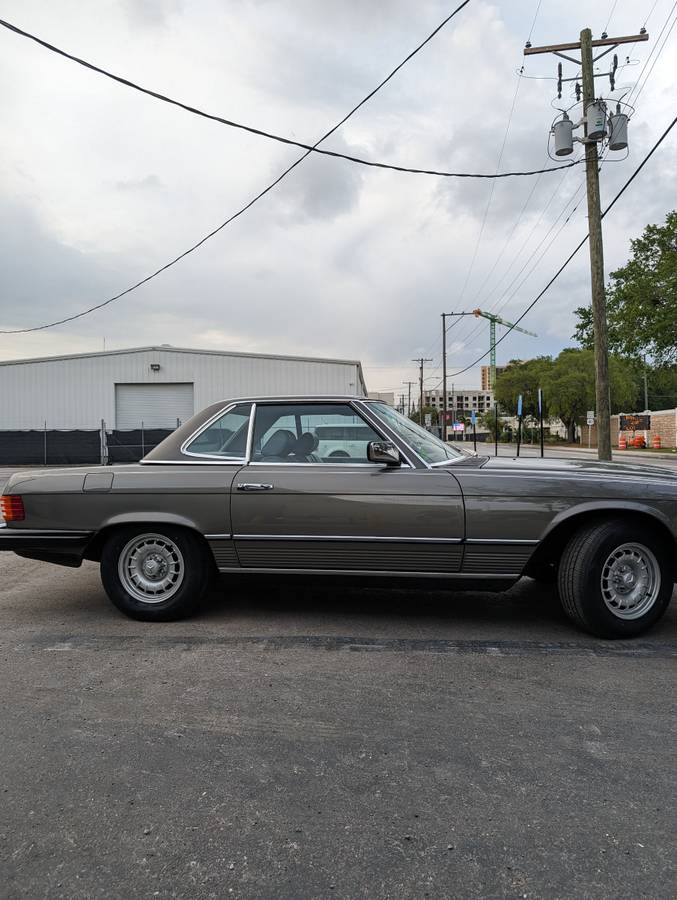 Mercedes-benz-Benz-380sl-1985-7