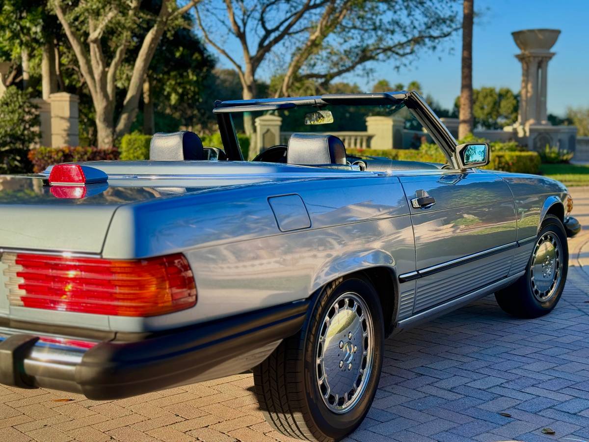 Mercedes-benz-Benz-560sl-1986-11