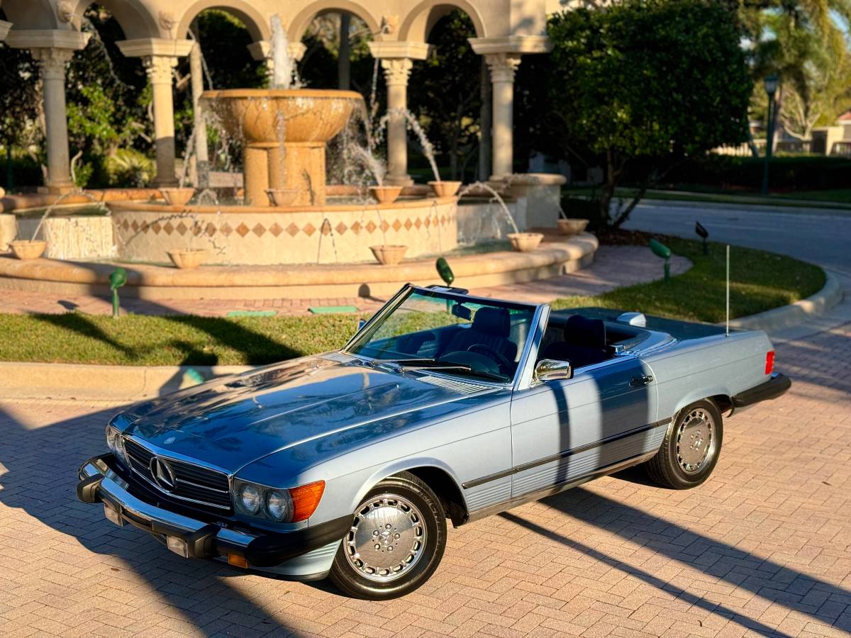 Mercedes-benz-Benz-560sl-1986-21