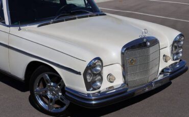 Mercedes-benz-benz-250s-1967-10