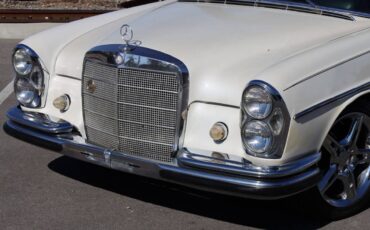 Mercedes-benz-benz-250s-1967-9