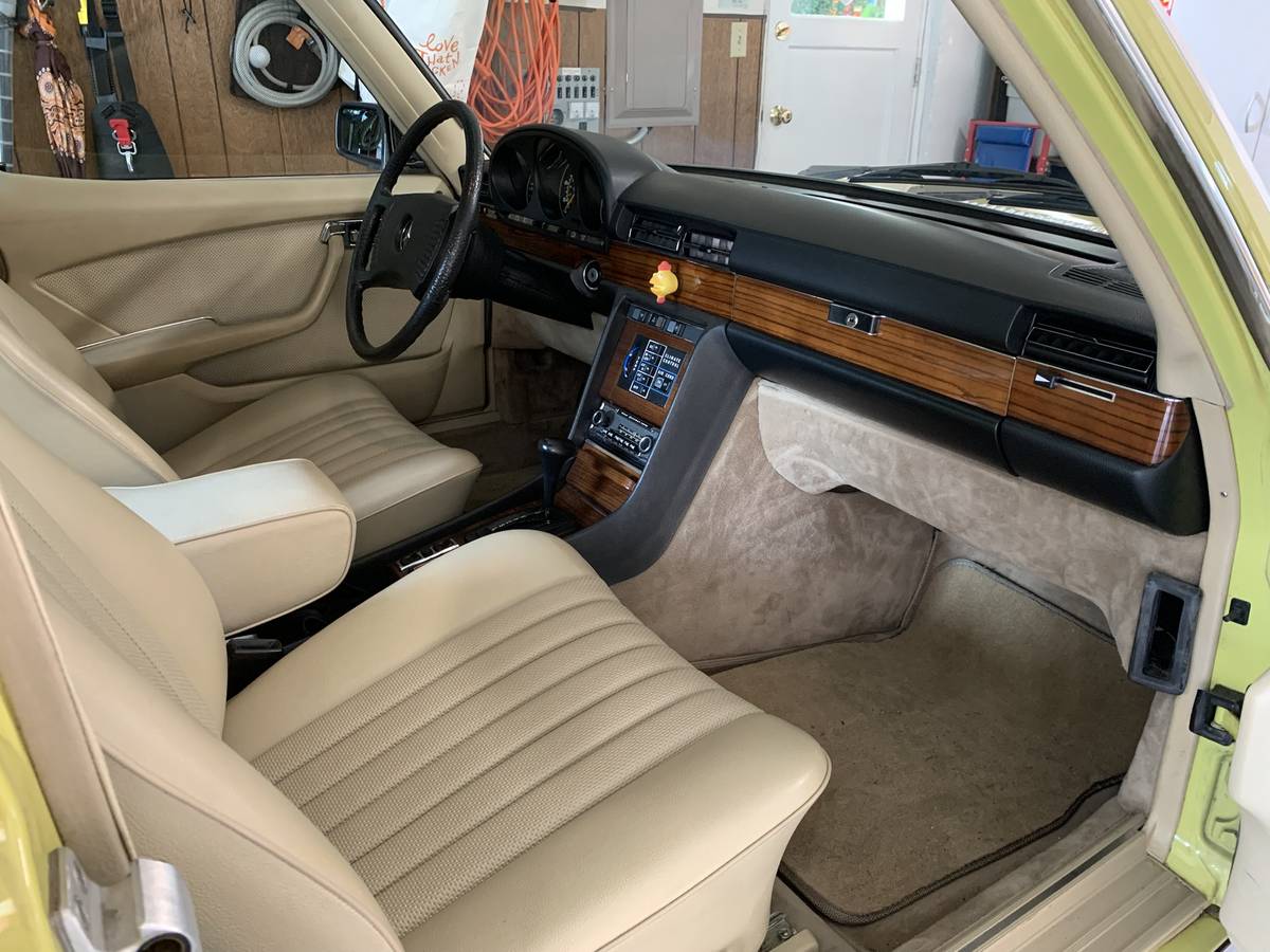 Mercedes-benz-benz-280se-1979-5