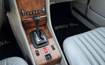 Mercedes-benz-benz-380-1985-22