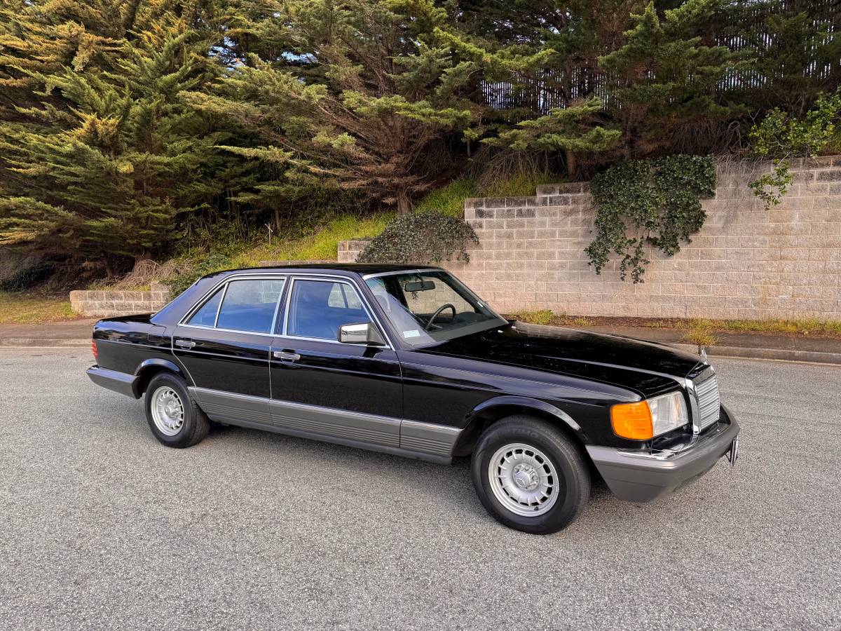 Mercedes-benz-benz-380se-1985-1