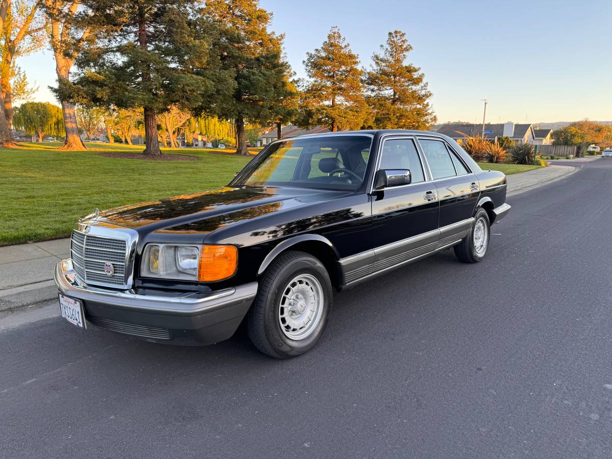 Mercedes-benz-benz-380se-1985-8