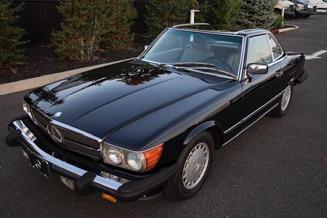 Mercedes-benz-benz-560-sl-1989-3