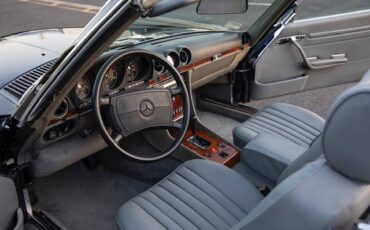 Mercedes-benz-benz-560-sl-1989-9