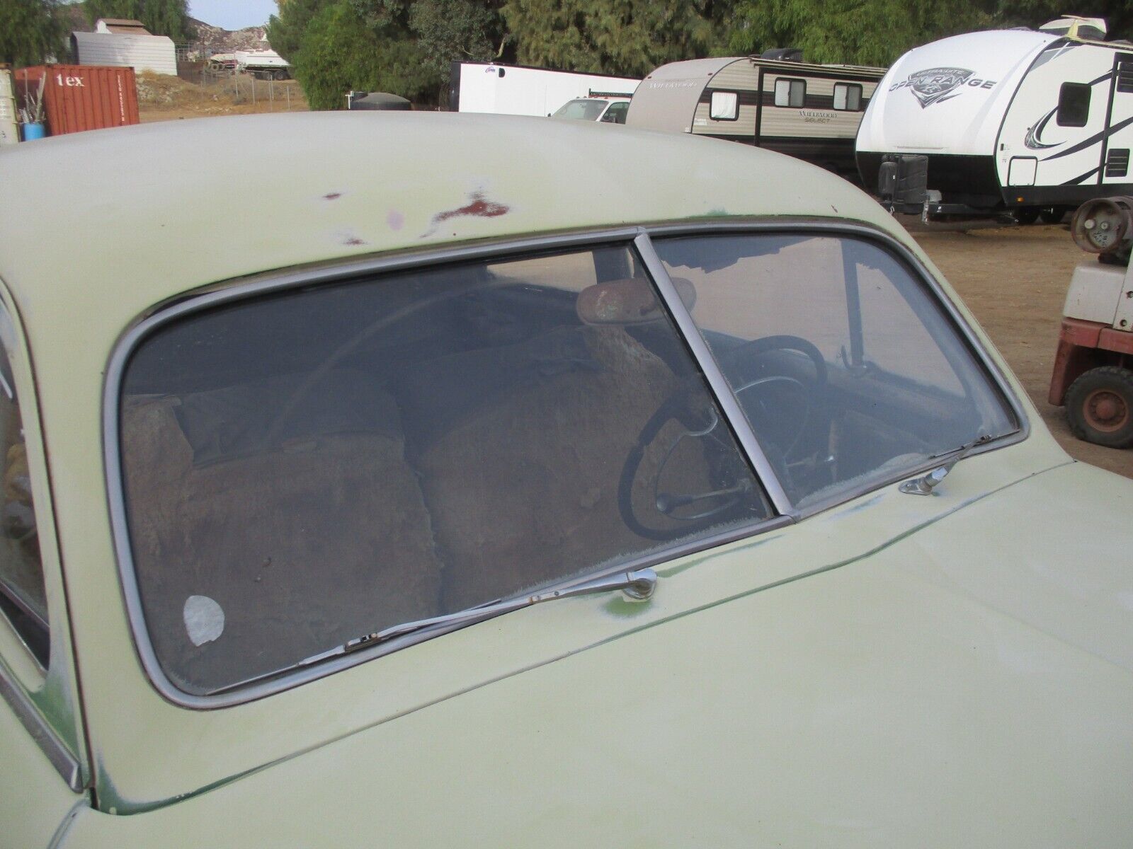 Mercury-2-door-sedan-Coupe-1951-15