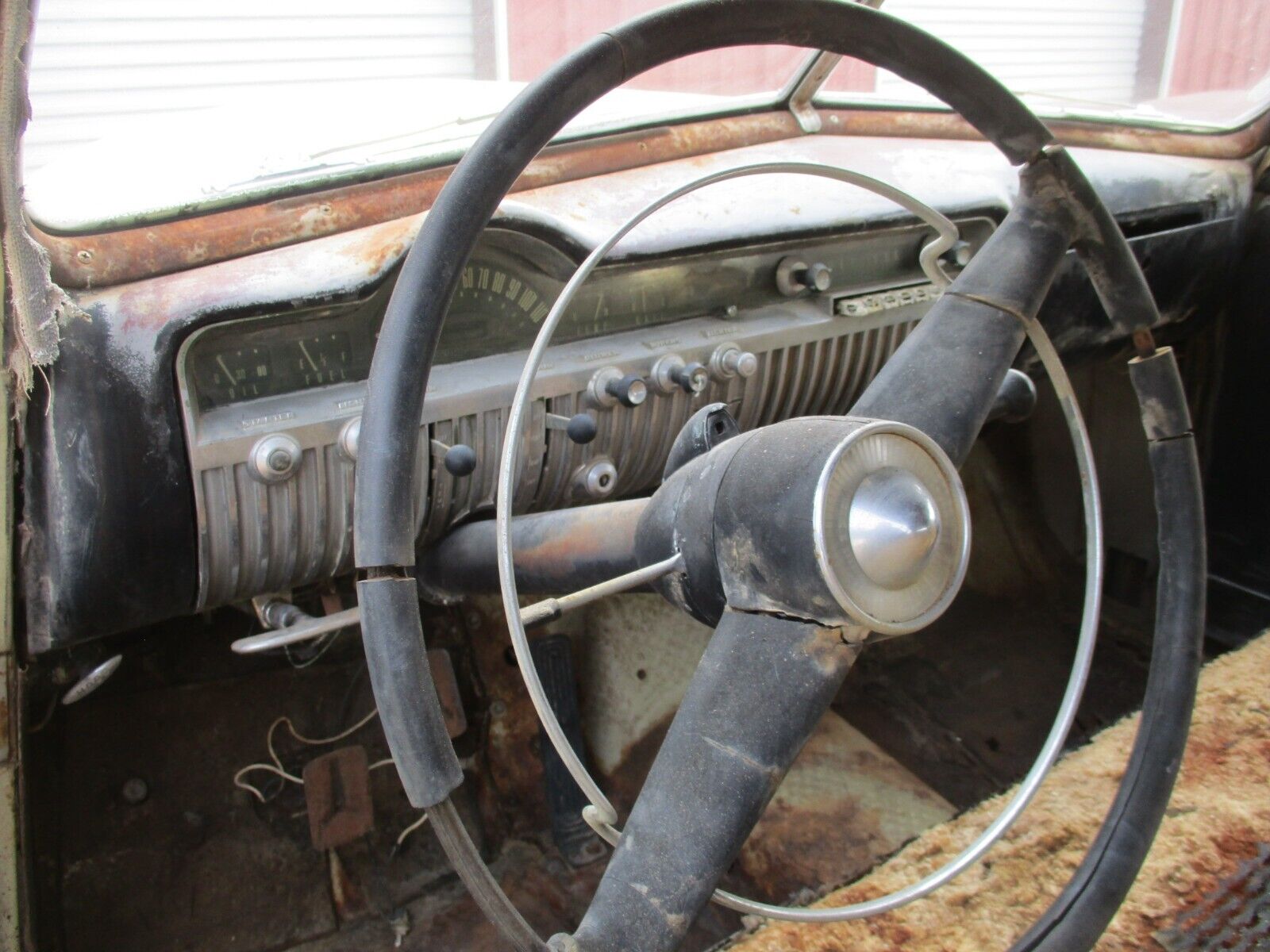 Mercury-2-door-sedan-Coupe-1951-31