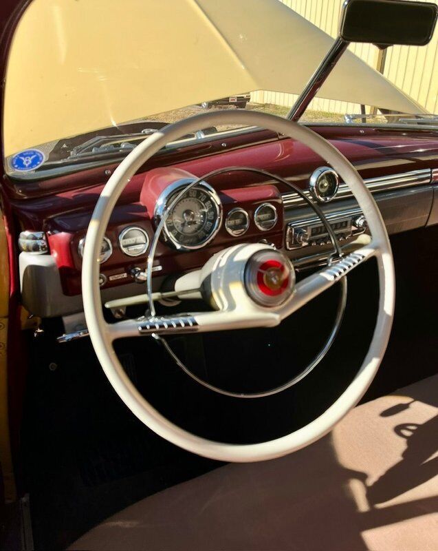 Mercury-Convertible-1949-23