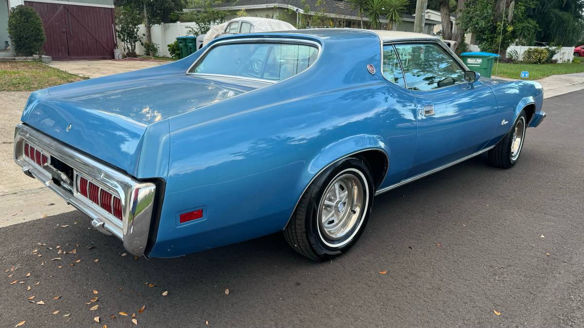 Mercury-Cougar-1973-3