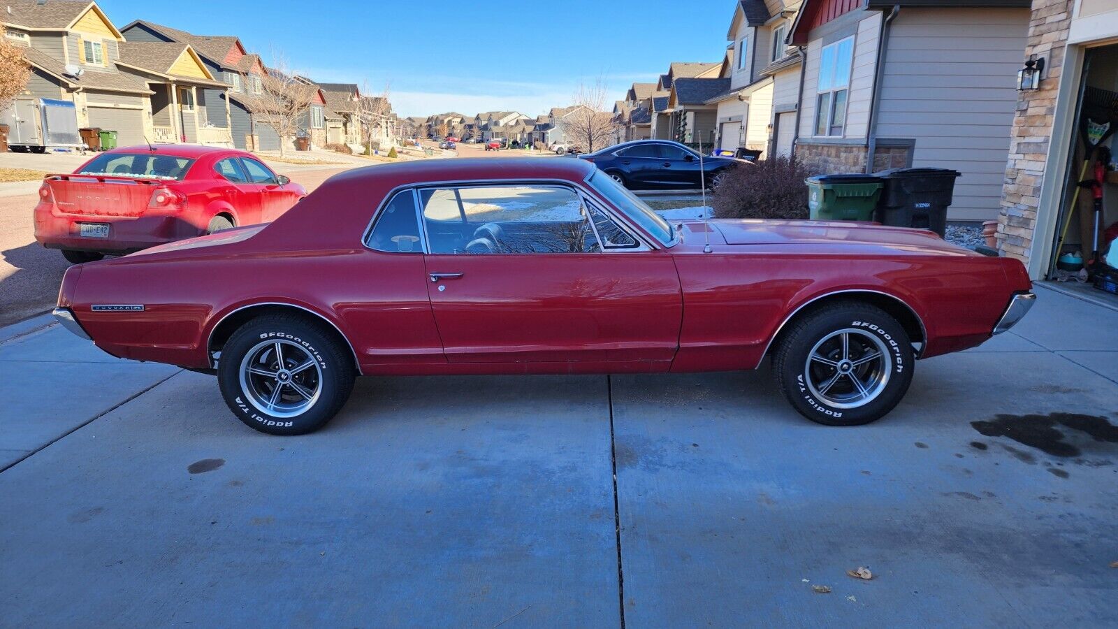 Mercury-Cougar-Coupe-1967-1