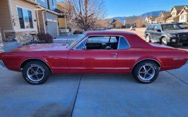 Mercury-Cougar-Coupe-1967-3