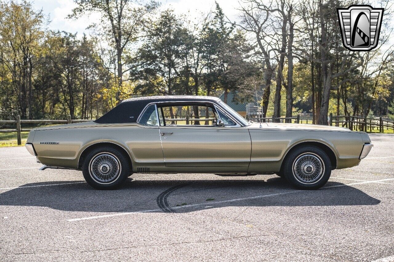 Mercury-Cougar-Coupe-1967-7