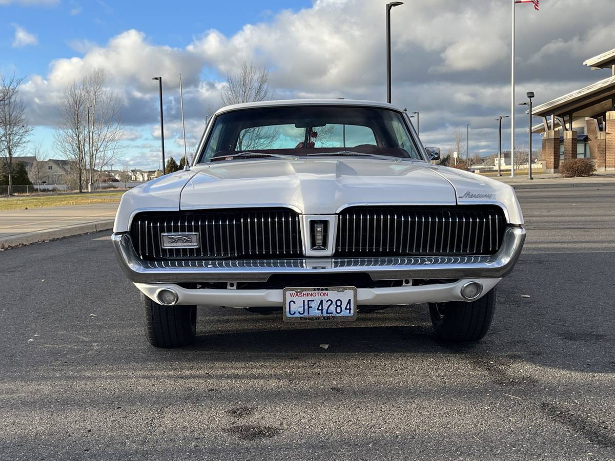 Mercury-Cougar-xr7-1968-4