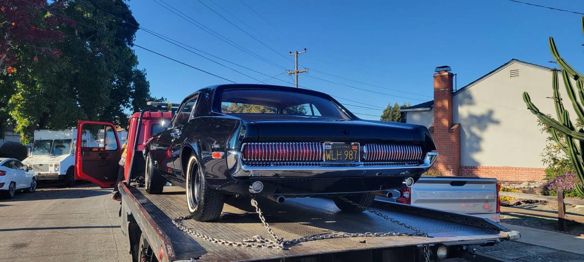 Mercury-Cougar-xr7-1968-7