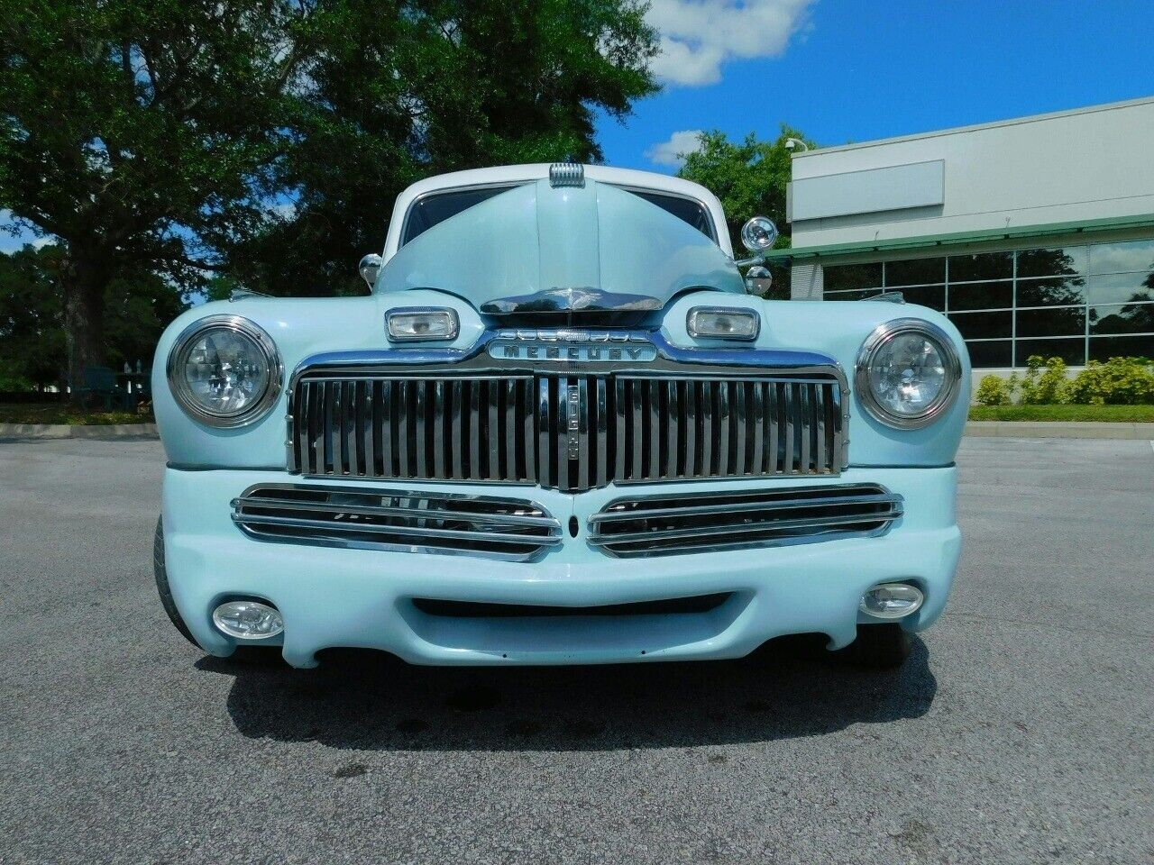 Mercury-Eight-Coupe-1947-10