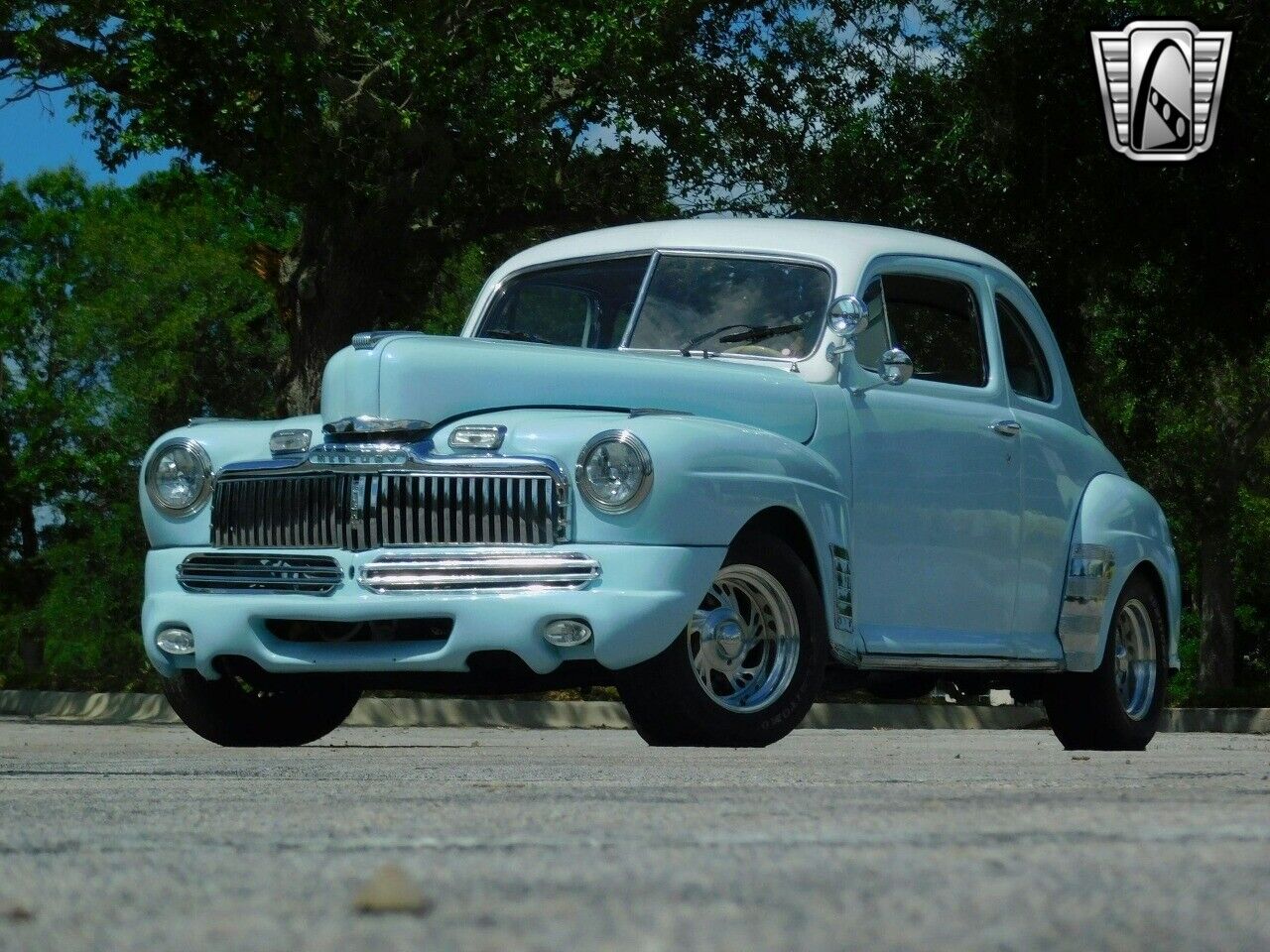 Mercury-Eight-Coupe-1947-2