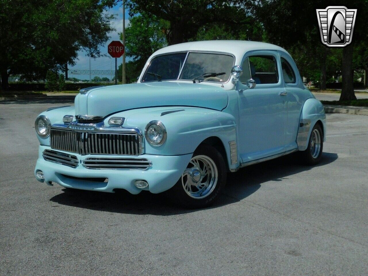 Mercury-Eight-Coupe-1947-3