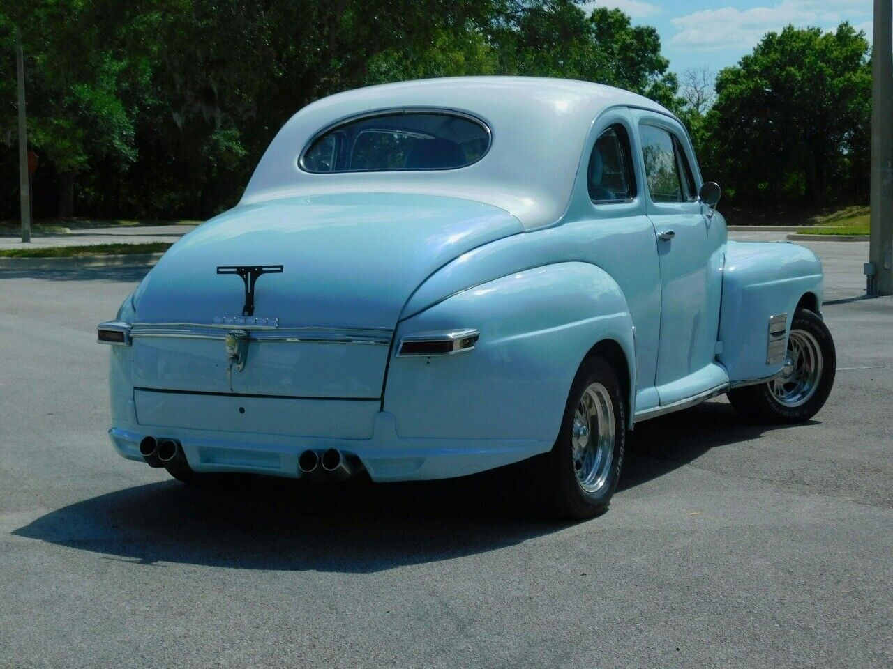 Mercury-Eight-Coupe-1947-6