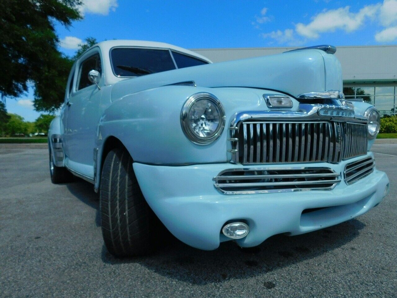 Mercury-Eight-Coupe-1947-9