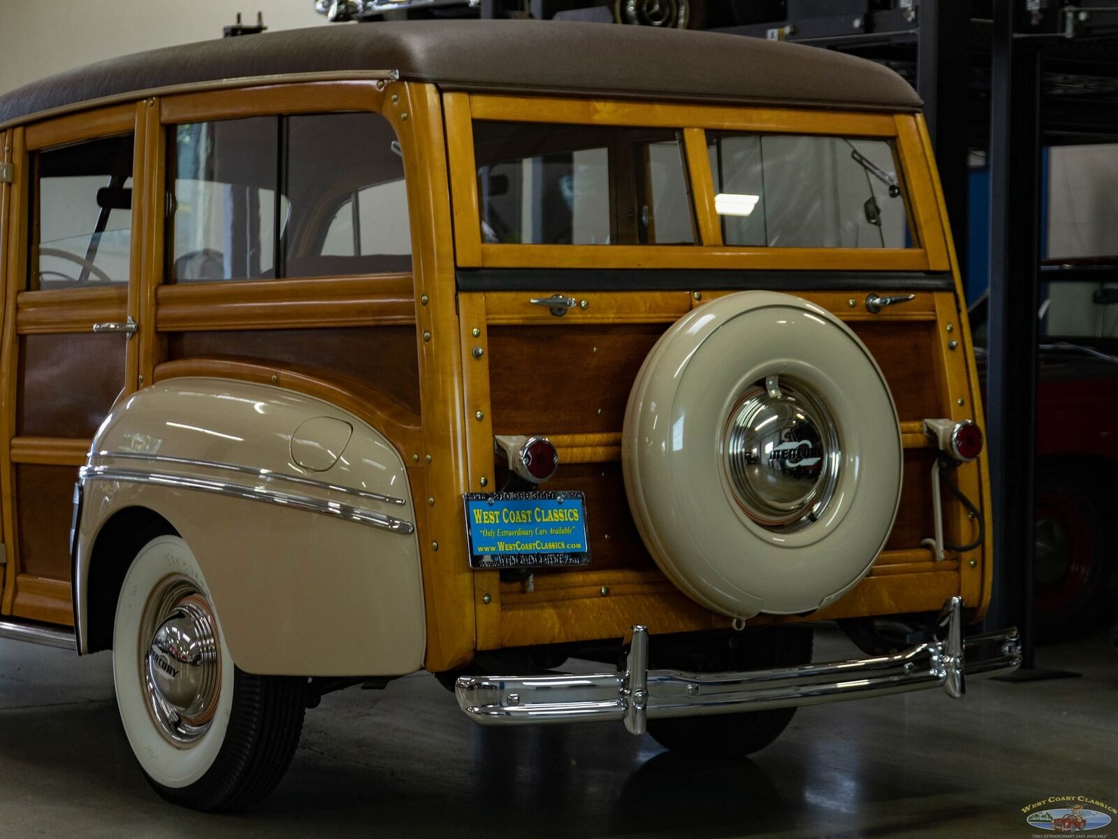 Mercury-Wagon-Break-1948-22