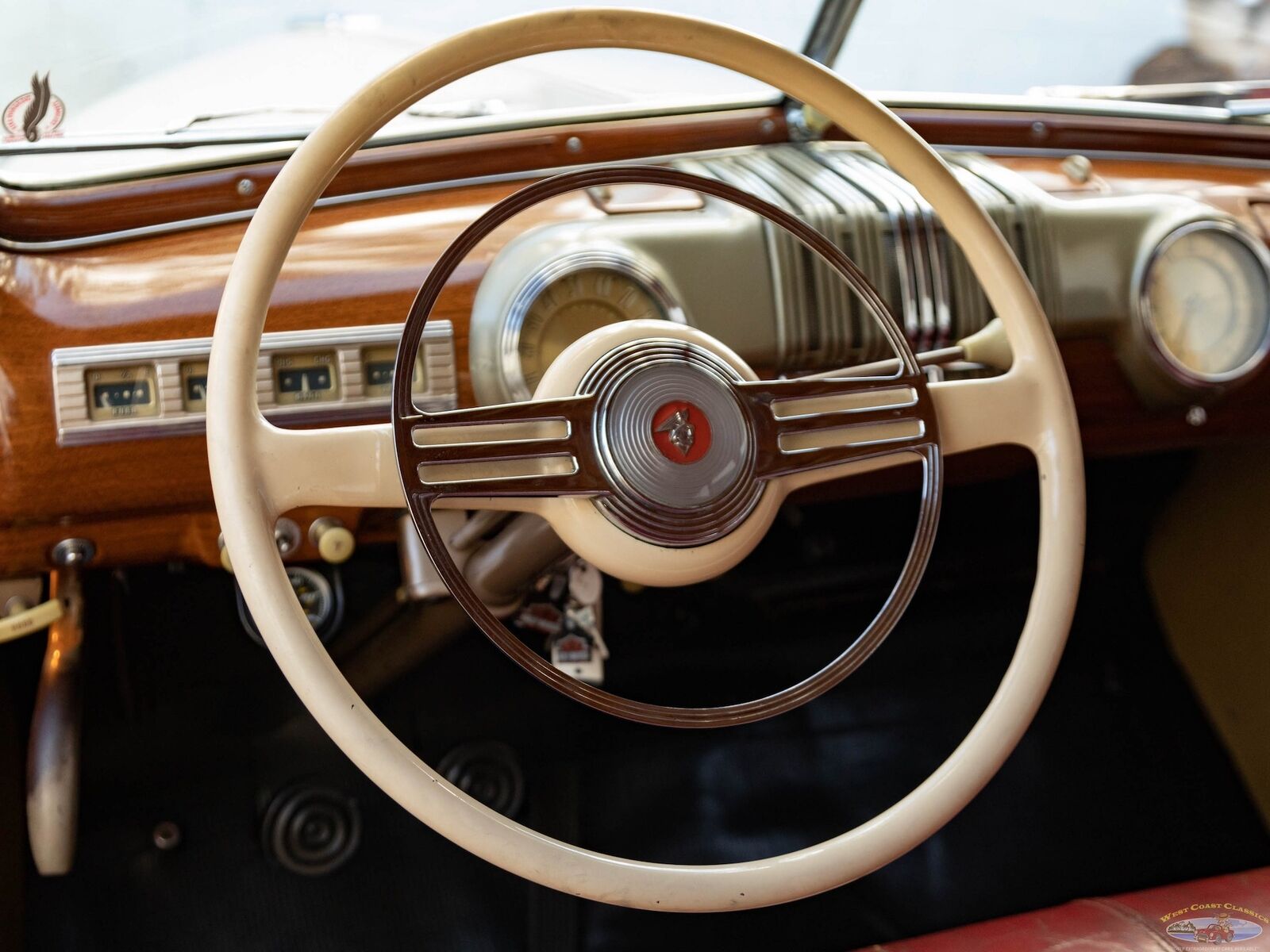 Mercury-Wagon-Break-1948-30