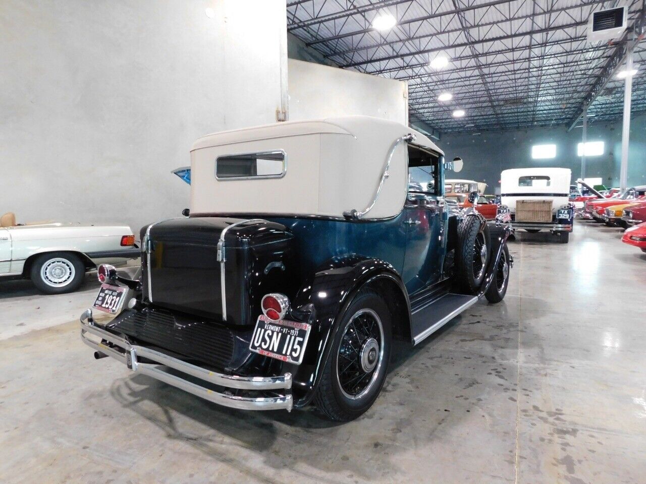 Nash-881-Convertible-Cabriolet-1931-10