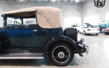 Nash-881-Convertible-Cabriolet-1931-7