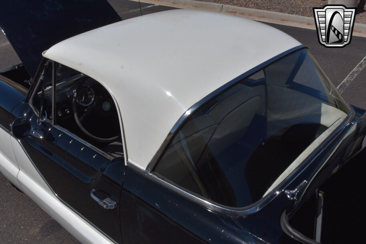 Nash-Metropolitan-Coupe-1960-11