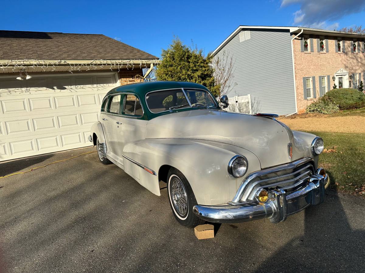 Oldsmobile-1947-1