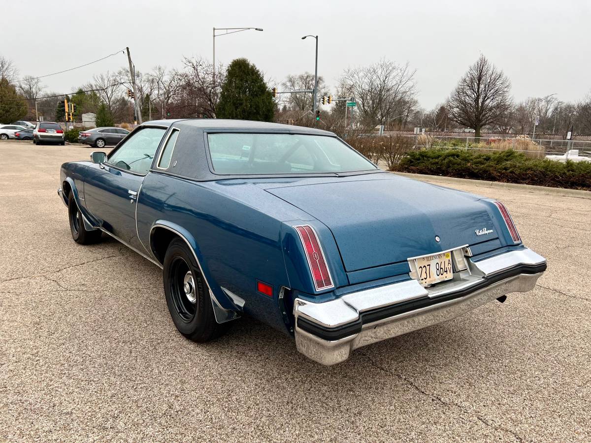 Oldsmobile-1976-5